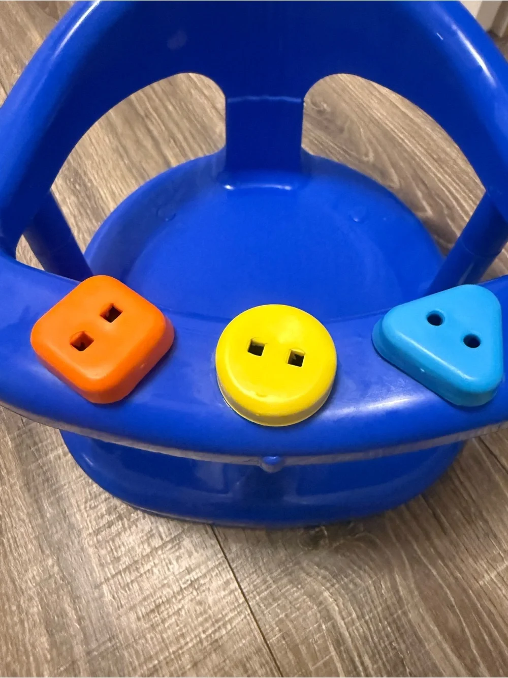 Keter Blue Baby Bath Seat Toddler Bath Ring Support Seat Non-Slip Suction Cups